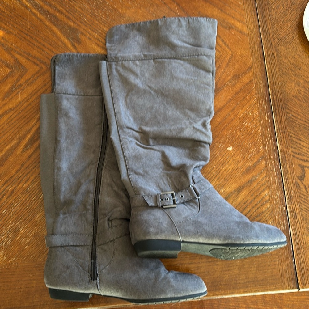 Wide Calf Tall Boots Gray Size 8.5W
